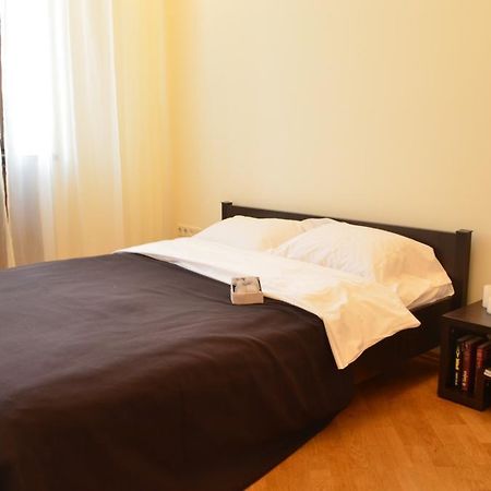 Rentday Apartments - Kiev Buitenkant foto